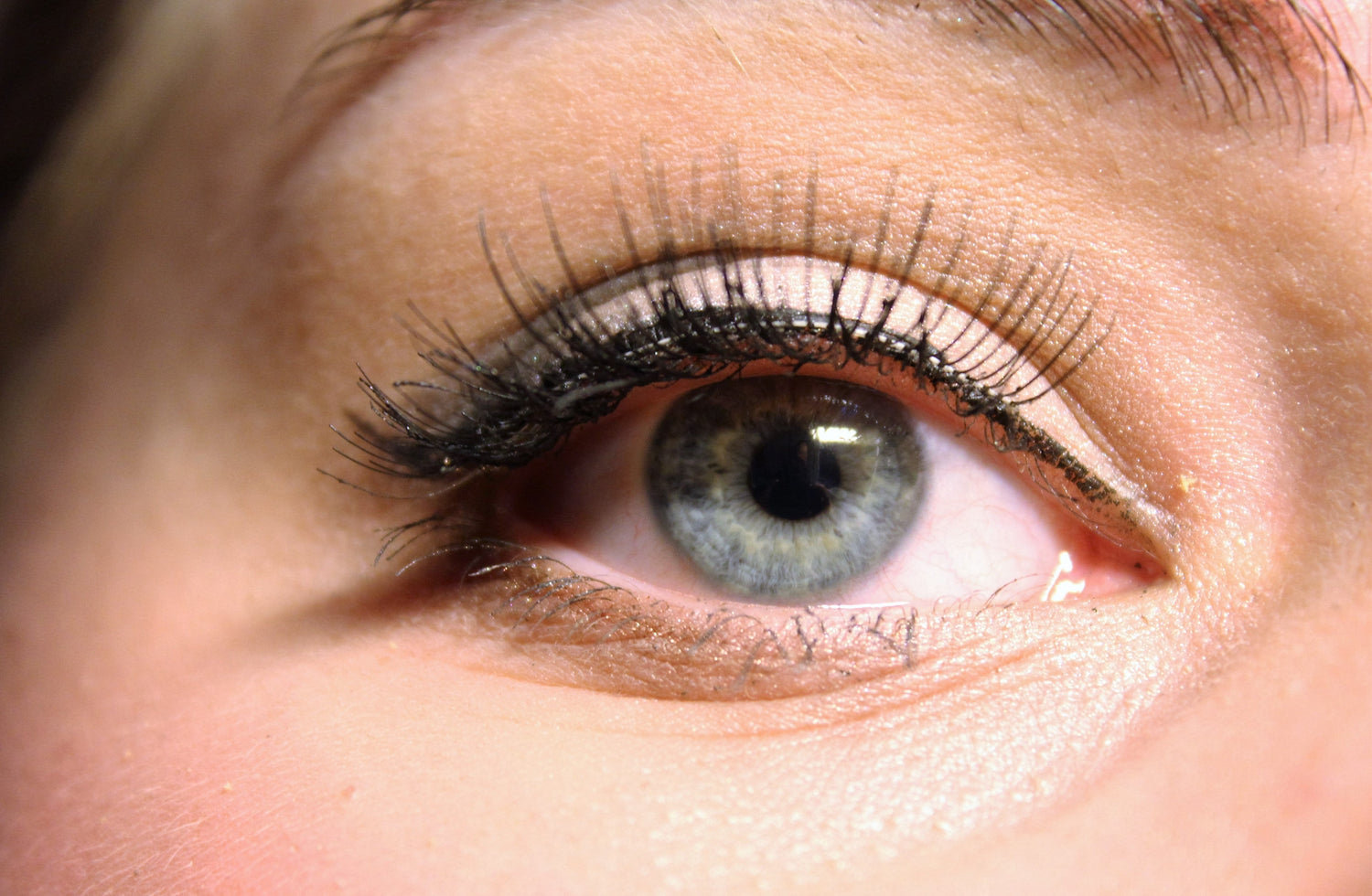How Long Does Lash Serum Take to Work? A Week-by-Week Timeline